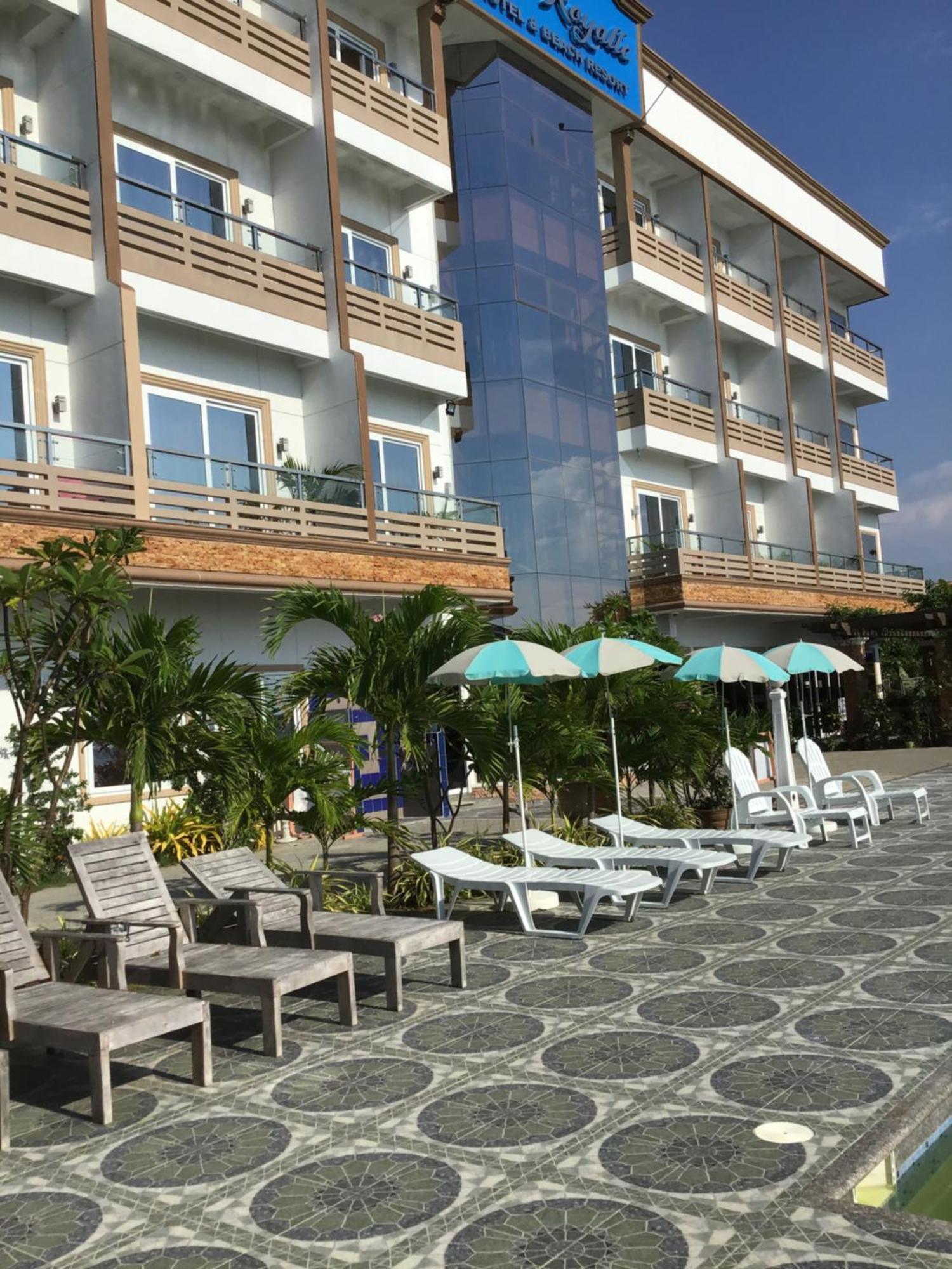 Em Royalle Hotel & Beach Resort San Juan  Esterno foto