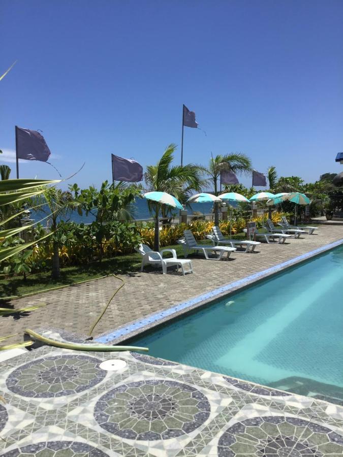 Em Royalle Hotel & Beach Resort San Juan  Esterno foto