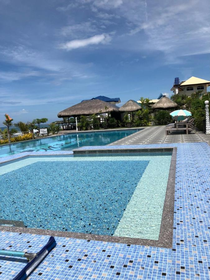 Em Royalle Hotel & Beach Resort San Juan  Esterno foto